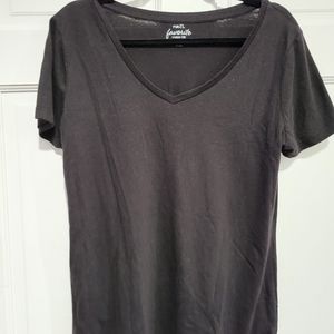 Slouchy V-Neck Tshirt
